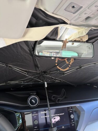 Car Windshield Sun Shade Umbrella – Keep Your Vehicle Cool & Protected photo review